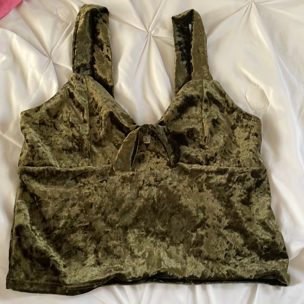 Green crop top